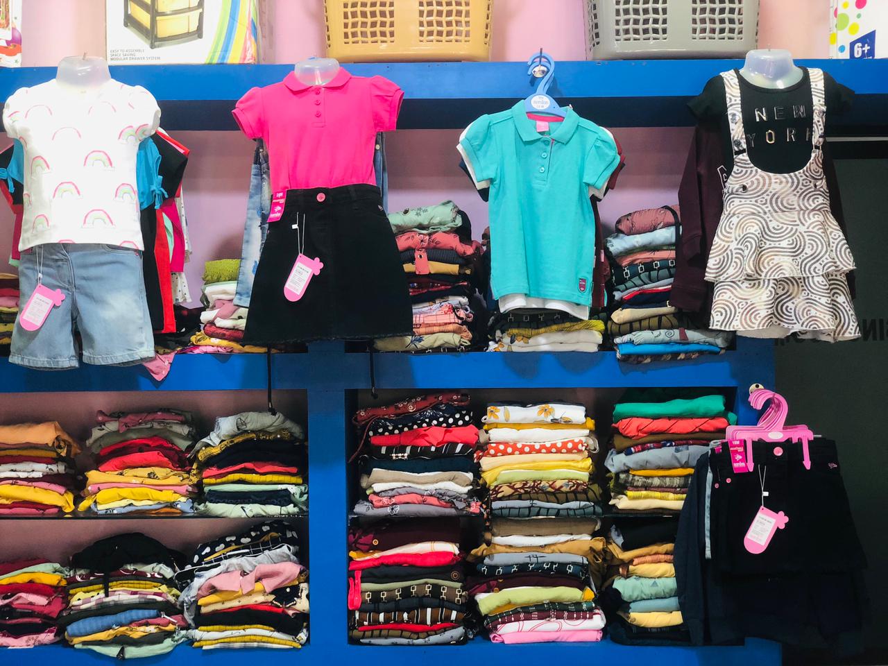 DRESS POINT & GIFT POINT