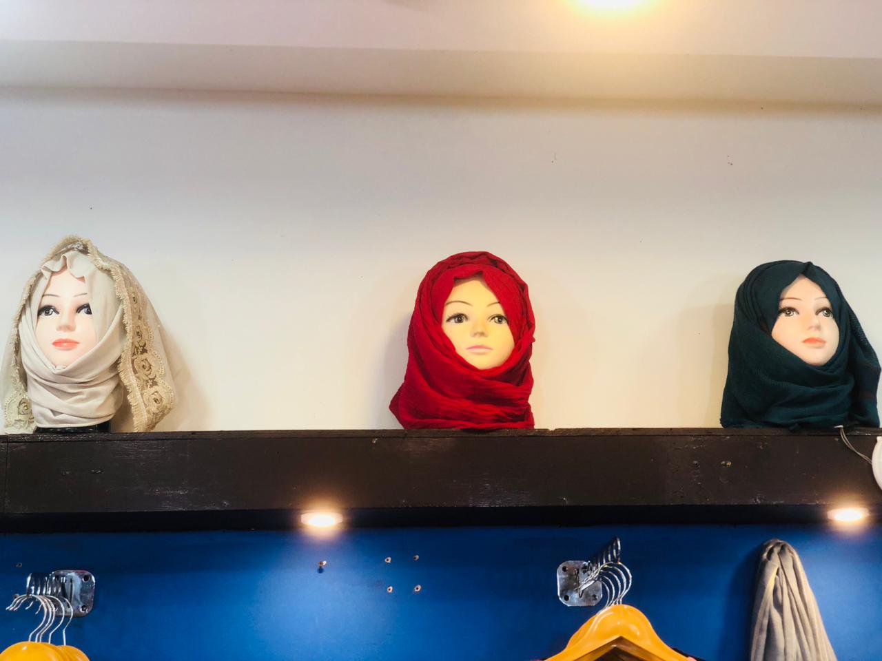 DRESS POINT & GIFT POINT